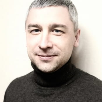 Олег Варнин